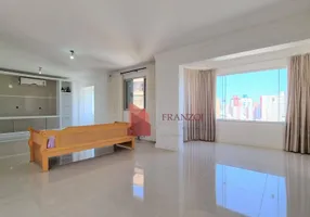 Foto 1 de Apartamento com 5 Quartos à venda, 254m² em Centro, Itajaí