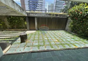 Foto 1 de Casa com 5 Quartos à venda, 319m² em Espinheiro, Recife