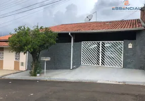 Foto 1 de Casa com 2 Quartos à venda, 70m² em Conjunto Habitacional Roque Ortiz Filho, Botucatu