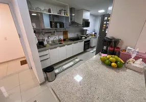 Foto 1 de Apartamento com 3 Quartos à venda, 78m² em Farol, Maceió