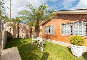 Foto 1 de Casa com 2 Quartos à venda, 132m² em Itapira, Quatro Barras
