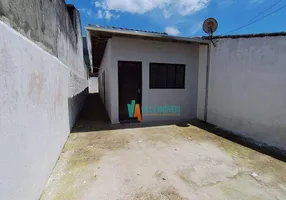 Foto 1 de Casa com 2 Quartos para alugar, 60m² em Jardim Jaqueira, Caraguatatuba