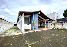 Foto 1 de Casa com 4 Quartos à venda, 250m² em Vila Resende, Caçapava