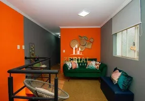 Foto 1 de Sobrado com 5 Quartos para alugar, 290m² em Sítio da Figueira, São Paulo