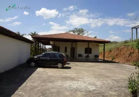 Foto 1 de Fazenda/Sítio com 3 Quartos à venda, 1000m² em Parque Agrinco , Guararema