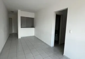 Foto 1 de Apartamento com 2 Quartos para alugar, 66m² em Jardim Real, Praia Grande