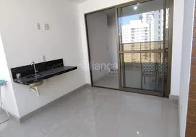 Foto 1 de Apartamento com 2 Quartos para alugar, 65m² em Itapuã, Vila Velha