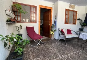 Foto 1 de Casa com 2 Quartos para alugar, 60m² em Cabucu, Nova Iguaçu