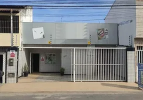 Foto 1 de Imóvel Comercial à venda, 270m² em Santa Maria, Aracaju