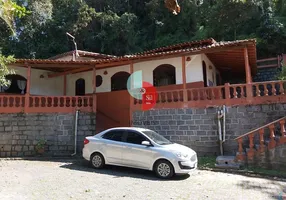 Foto 1 de Casa com 2 Quartos à venda, 200m² em Corujas, Guapimirim