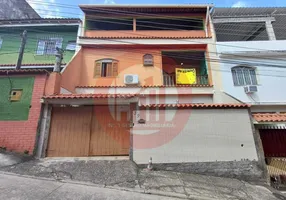 Foto 1 de Casa de Condomínio com 4 Quartos à venda, 196m² em Taquara, Rio de Janeiro