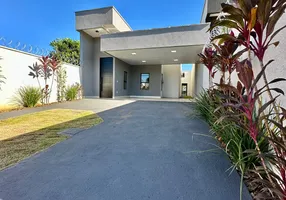 Foto 1 de Casa com 3 Quartos à venda, 167m² em Vila Bonsucesso, Senador Canedo
