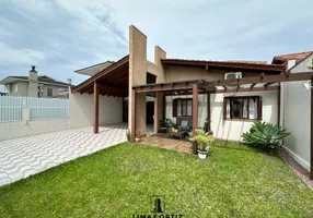 Foto 1 de Casa com 3 Quartos à venda, 142m² em Centro, Tramandaí