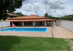 Foto 1 de Fazenda/Sítio com 3 Quartos para alugar, 240m² em Recanto Amapola, Bragança Paulista