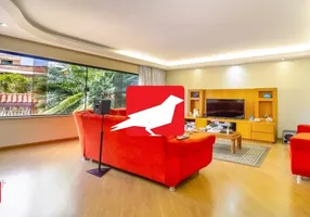 Foto 1 de Casa com 3 Quartos à venda, 400m² em Bosque da Saúde, São Paulo