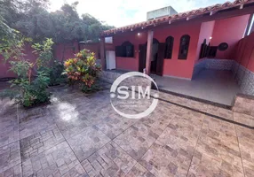 Foto 1 de Casa de Condomínio com 4 Quartos à venda, 250m² em Jardim Pero, Cabo Frio