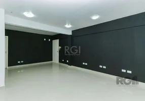 Foto 1 de Sala Comercial para alugar, 34m² em Chácara das Pedras, Porto Alegre