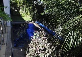 Foto 1 de Sobrado com 5 Quartos à venda, 850m² em Ilha do Frade, Vitória