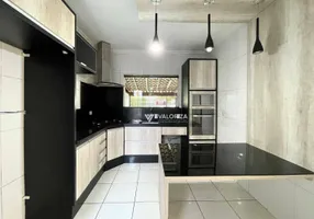 Foto 1 de Casa com 3 Quartos à venda, 118m² em Jardim Wanel Ville V, Sorocaba