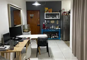 Foto 1 de Apartamento com 2 Quartos à venda, 49m² em Jardim das Maravilhas, Santo André