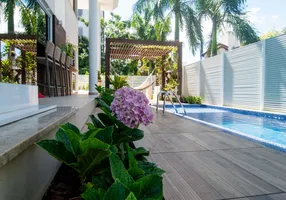 Foto 1 de Casa com 4 Quartos para alugar, 300m² em Jurerê, Florianópolis