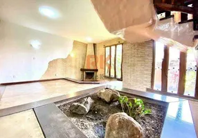 Foto 1 de Casa com 4 Quartos para alugar, 322m² em Castelo, Belo Horizonte