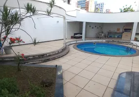 Foto 1 de Sobrado com 5 Quartos para alugar, 390m² em Mata da Praia, Vitória