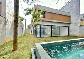 Foto 1 de Casa com 3 Quartos à venda, 748m² em Brooklin, São Paulo