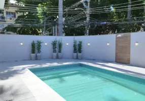 Foto 1 de Casa com 3 Quartos à venda, 200m² em Jardim Guanabara, Rio de Janeiro