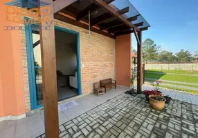 Foto 1 de Casa com 3 Quartos para alugar, 180m² em Cachoeira do Bom Jesus, Florianópolis