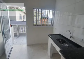 Foto 1 de Casa com 1 Quarto para alugar, 21m² em Parque Fongaro, São Paulo