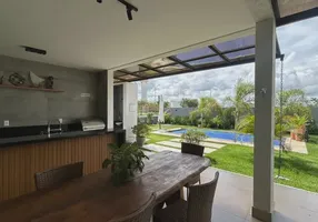 Foto 1 de Casa com 4 Quartos à venda, 196m² em Zimbros, Bombinhas