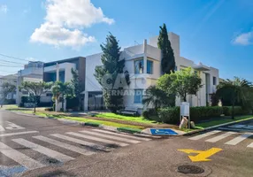 Foto 1 de Casa de Condomínio com 5 Quartos à venda, 450m² em Neópolis, Natal