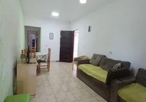 Foto 1 de Casa com 2 Quartos à venda, 65m² em Vila Loty, Itanhaém