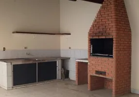 Foto 1 de Casa com 3 Quartos à venda, 250m² em Vila Rezende, Piracicaba