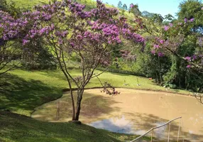 Foto 1 de Fazenda/Sítio com 3 Quartos para venda ou aluguel, 250m² em Zona Rural, São José dos Campos