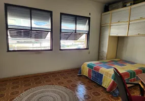 Foto 1 de Sobrado com 3 Quartos à venda, 177m² em Macuco, Santos