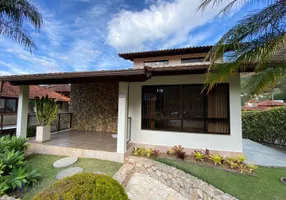 Foto 1 de Casa de Condomínio com 3 Quartos à venda, 307m² em Vale dos Pinheiros, Nova Friburgo