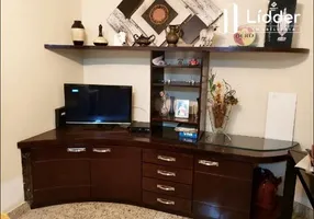 Foto 1 de Apartamento com 4 Quartos à venda, 250m² em Setor Central, Goiânia