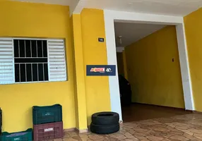 Foto 1 de Sobrado com 4 Quartos à venda, 150m² em Jardim Palmira, Guarulhos