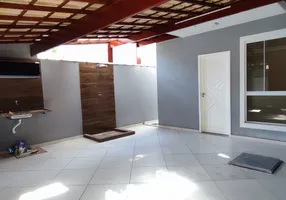 Foto 1 de Casa com 3 Quartos à venda, 112m² em Jardim Mariléa, Rio das Ostras