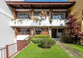 Foto 1 de Casa com 4 Quartos à venda, 494m² em Vila Jardim, Porto Alegre