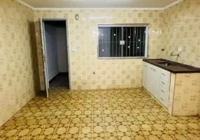 Foto 1 de Casa com 2 Quartos à venda, 80m² em Jardim Patente, São Paulo