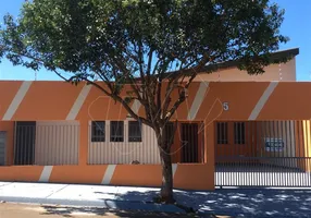 Foto 1 de Casa com 3 Quartos à venda, 224m² em Jardim Universal, Araraquara