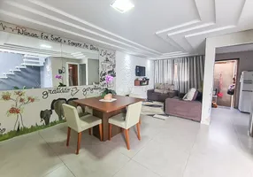 Foto 1 de Sobrado com 3 Quartos à venda, 80m² em Santa Terezinha, Colombo