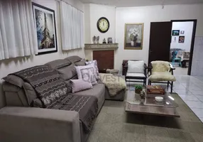 Foto 1 de Casa com 3 Quartos à venda, 220m² em Nova Divineia, Araranguá
