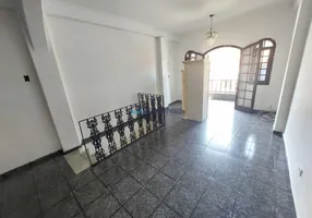 Foto 1 de Casa com 3 Quartos para alugar, 192m² em Ipiranga, São Paulo