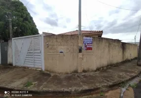 Foto 1 de Casa com 2 Quartos à venda, 85m² em Jardim Vitória, Araraquara