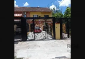 Foto 1 de Casa com 3 Quartos à venda, 94m² em Jardim Itú Sabará, Porto Alegre