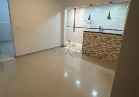 Foto 1 de Casa com 2 Quartos à venda, 59m² em Jardim Alvorada, Jacareí